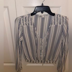 Hollister crop top size small